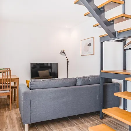 Apartamento Campolide Duplex *