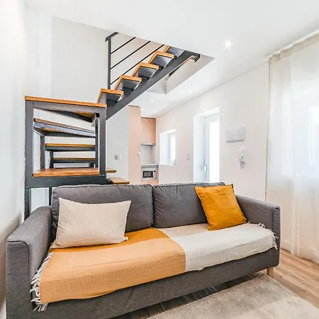 Campolide Duplex * Lisbon