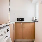 Campolide Duplex 아파트