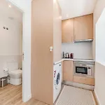 Campolide Duplex 아파트 *