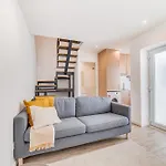 Campolide Duplex 아파트 리스본